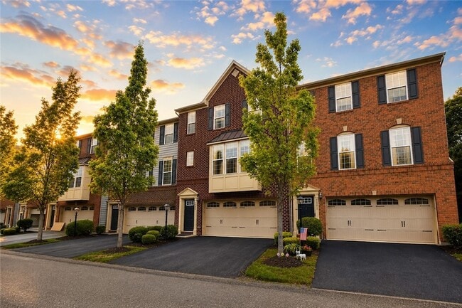 Photo - 1502 Pointe View Dr