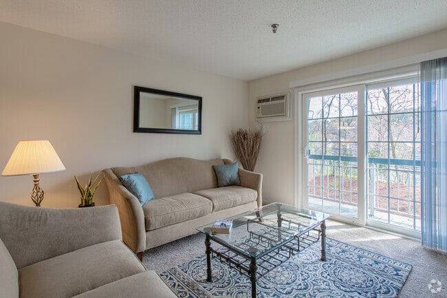 2BR Luxury /1200 sf living Room
