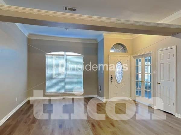 Photo - 709 W Park Dr