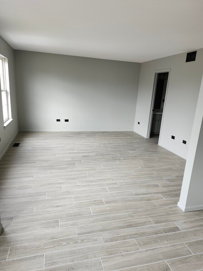 Maestro - 401 Gregory Ln