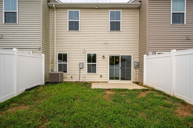 Photo - 351 Capeside Ct