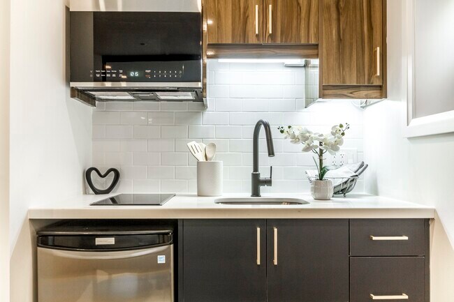 Photo - 79-81 Duke St