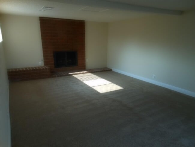 Photo - 17065 E Benbow St