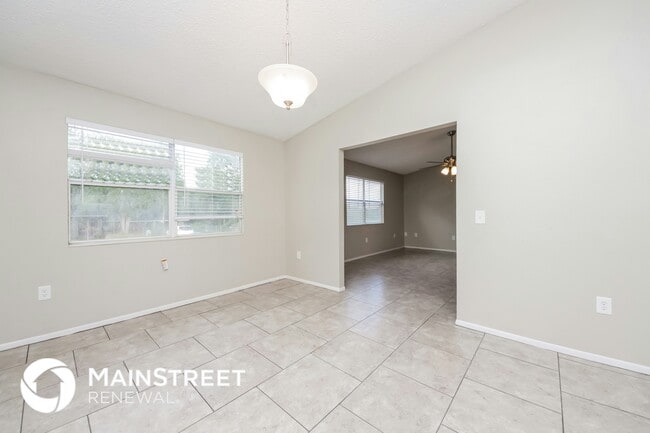 Photo - 1506 Kaylor Ct NE