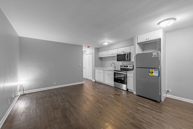 Photo - 7201 W Wellington Ave