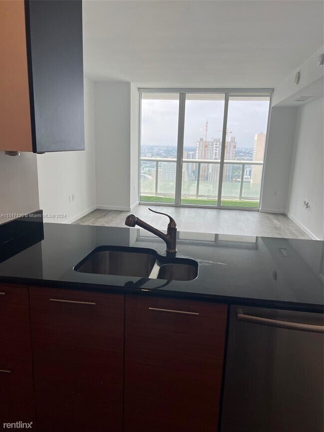 Photo - 1 br, 1 bath Condo - 50 Biscayne Blvd Apt ... Unit Apt 4307