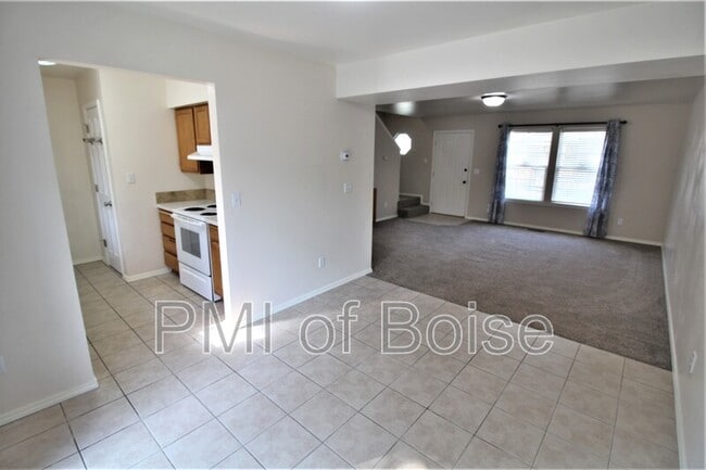 Photo - 625 W Idaho Ave