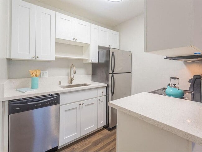 Skyline Heights Apartments