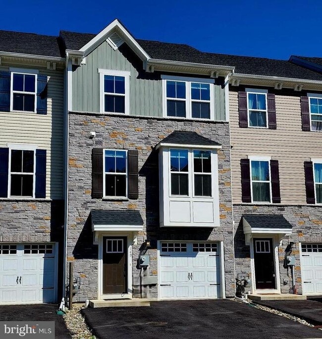 Photo - 149 Glory Maple Ln Townhome