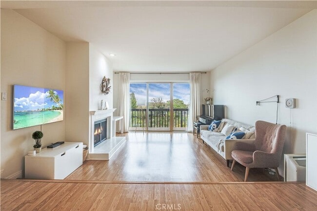 Building Photo - 29600 Island View Dr