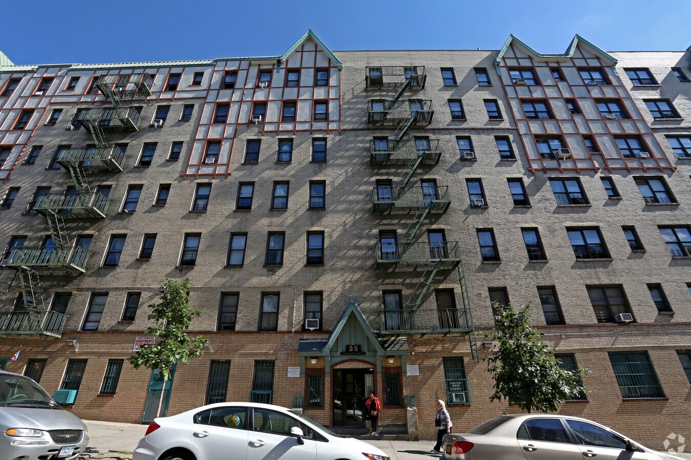 Photo - 35 Hamilton Pl