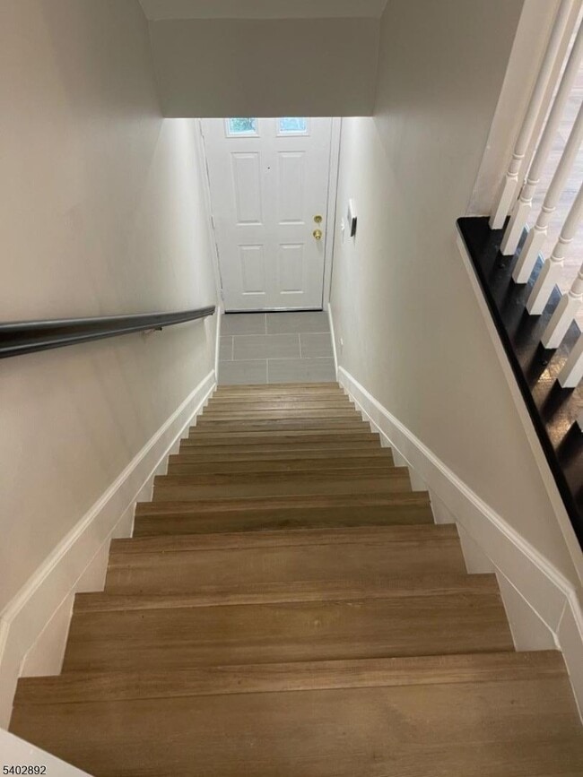 Photo - 86 Vaughan Dr