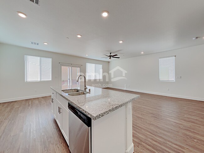 Photo - 331 Cape Seville Pl