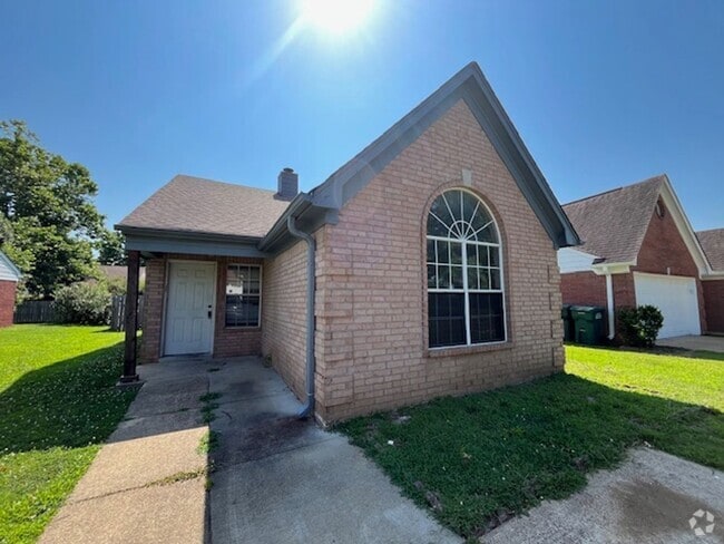 Building Photo - Renovated 3 Bedroom 2 Bath Home for Rent!!