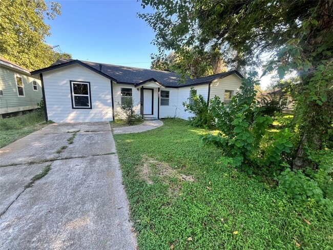 Building Photo - 6606 Anderson St