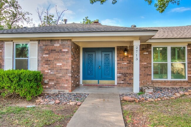 Photo - 2713 Canyon Creek Dr