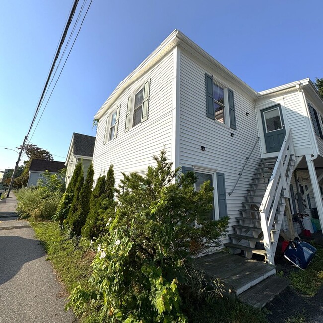 Building Photo - 71 Preble St Unit 02