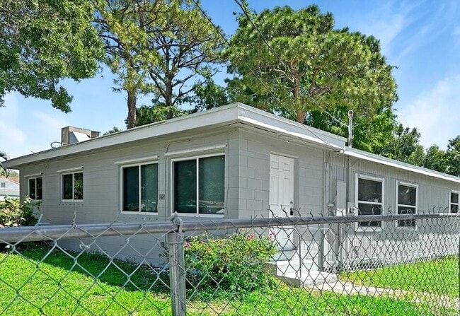 Photo - 1824 S 29th St House