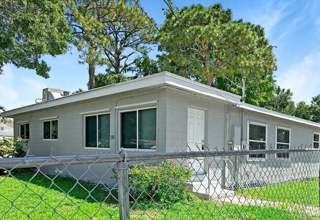 Building Photo - 1824 S 29th St Rental