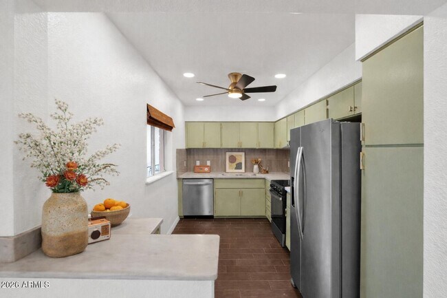 Photo - 3655 N 5th Ave Unidad 212