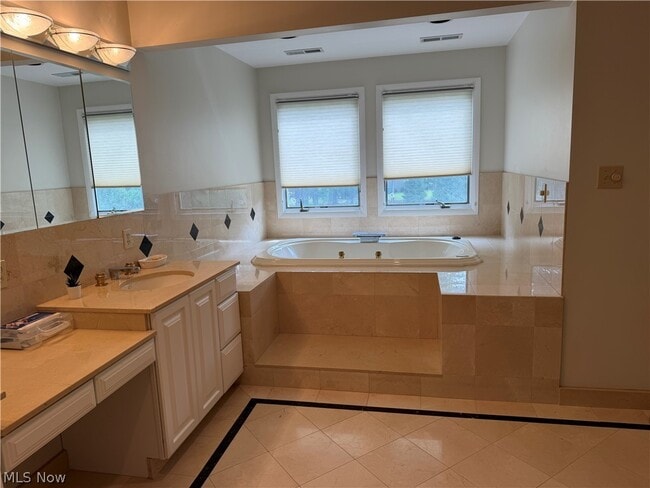 Photo - 2455 Buckhurst Dr