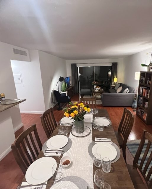 Building Photo - 564 N Bellflower Blvd Unit 212 Rental