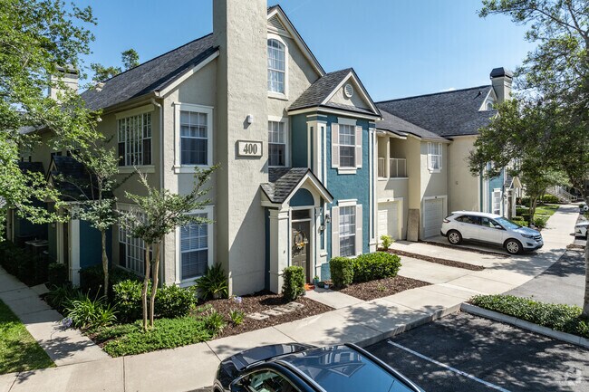 Photo - Windsor Pointe at Windsor Parke