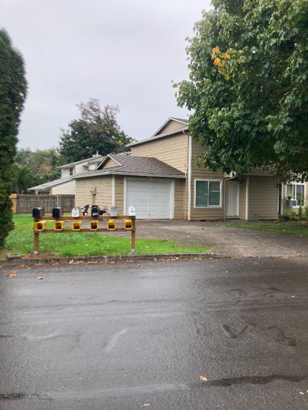 1046 Birchwood Dr 1046 Birchwood Dr  
