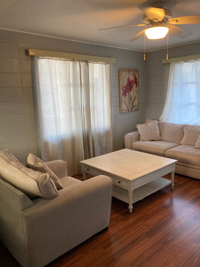 Photo - 1039 Wong Ho Ln