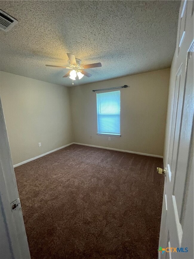 Photo - 104 Horseshoe Dr