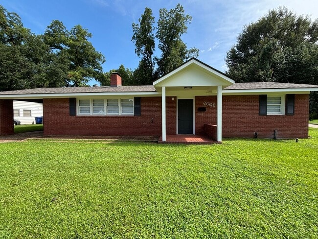 Building Photo - 2608 E Cavett Dr