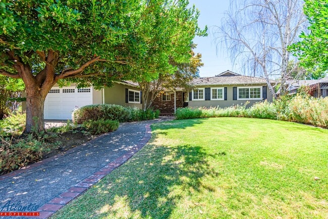 Building Photo - Beautiful Campbell Home | Desirable Location