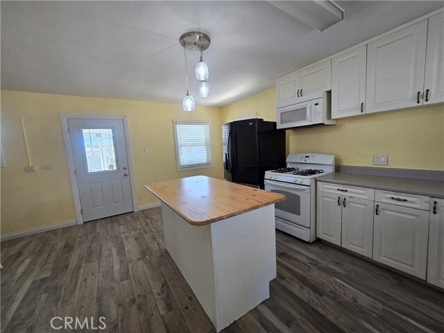 Photo - 3597 Pedley Ave