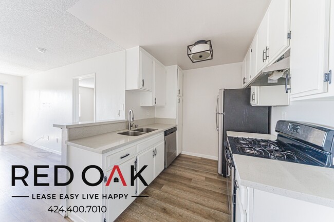 11817 Victory Blvd Unit 301