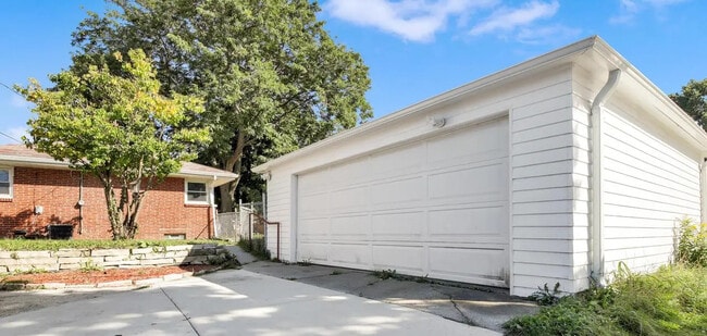 Photo - 3452 1st Ave