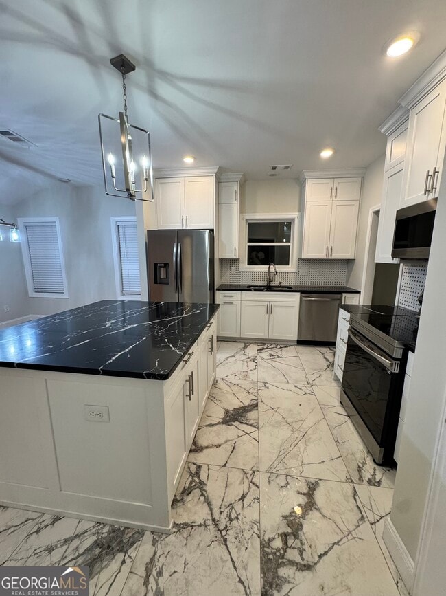 Photo - 2783 Grand Ave SW