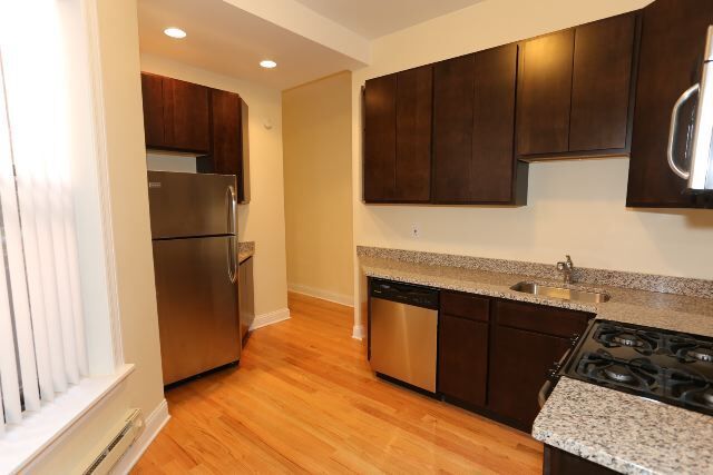 Photo - 1234 N Dearborn St Unit 1