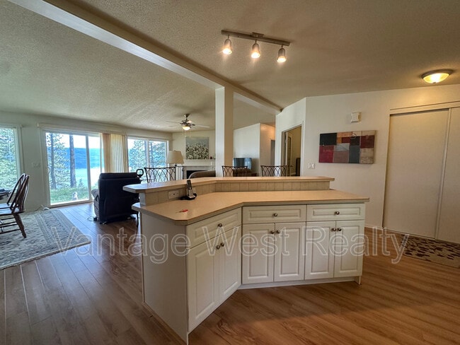 Photo - 9481 Winchester Rd