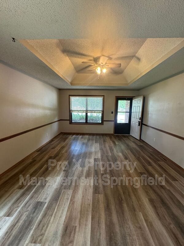 Photo - 3720 Farm Rd