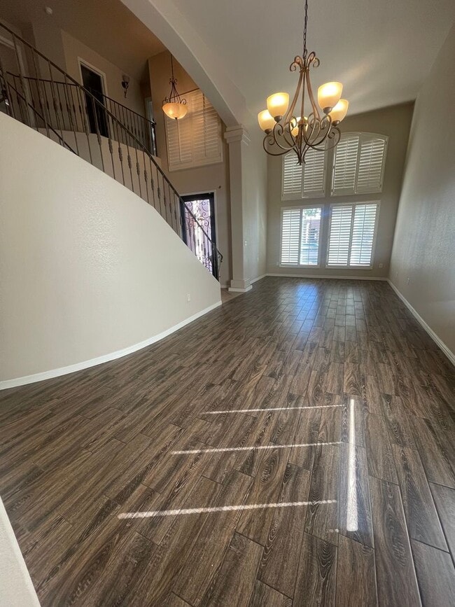 Photo - Lovely Spacious 4 Bedroom Home w/office space in Rinconada Area