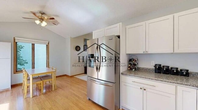 Photo - 3814 10th Ave SW