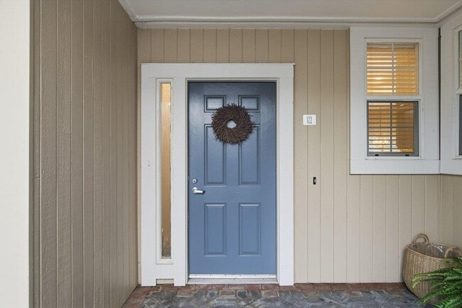 Photo - 880 Meridian Bay Ln