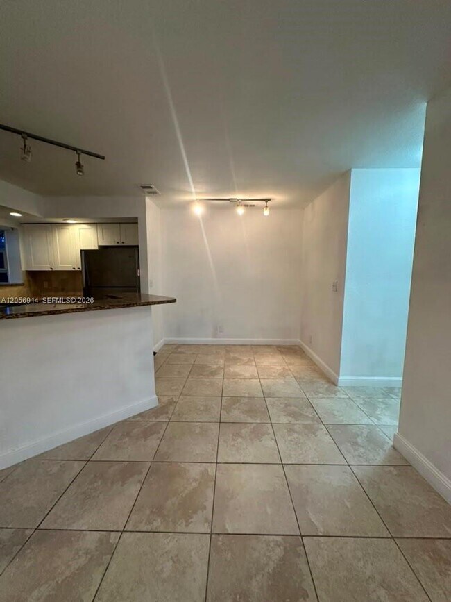 Photo - 3330 Pinewalk Dr N Unit 1611