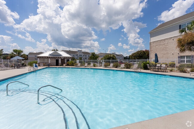 Beach Entry Walk-in Pool