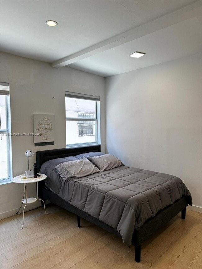 Photo - 642 Michigan Ave Unit 6