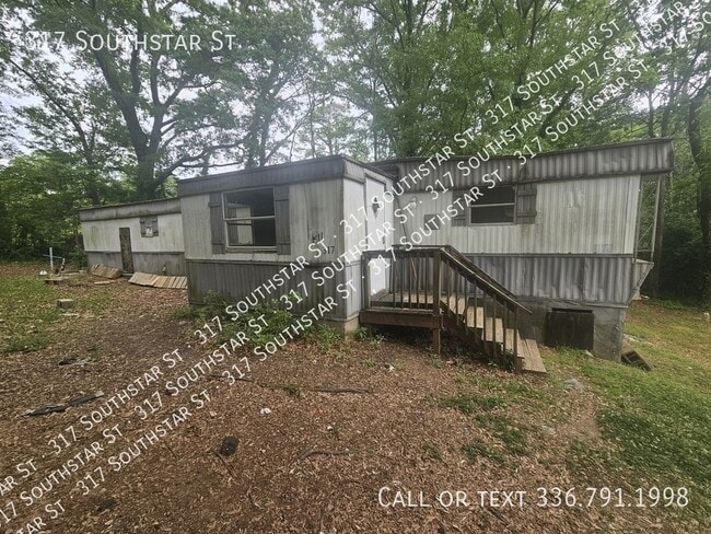 Building Photo - 317 Southstar St