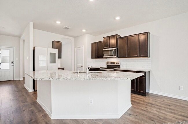 Photo - 2926 Wentwood Run