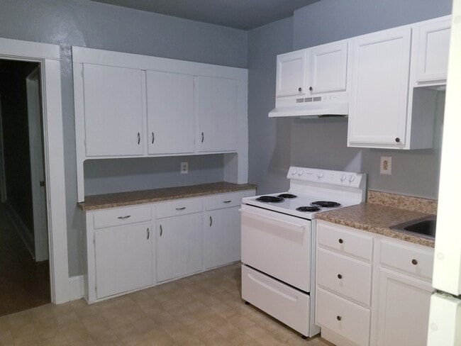 Photo - 222 E Main St Unit B