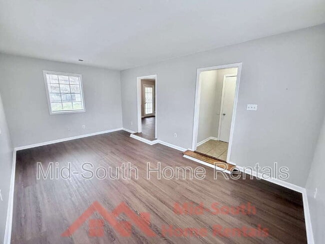 Photo - 4061 Navaho Ave