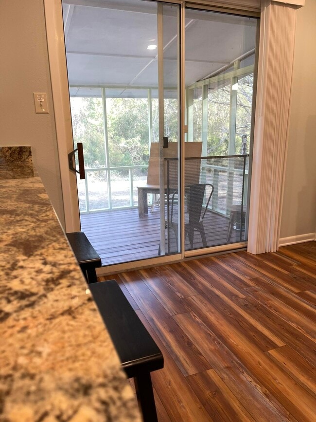 Photo - 1086 County Hwy 183 S